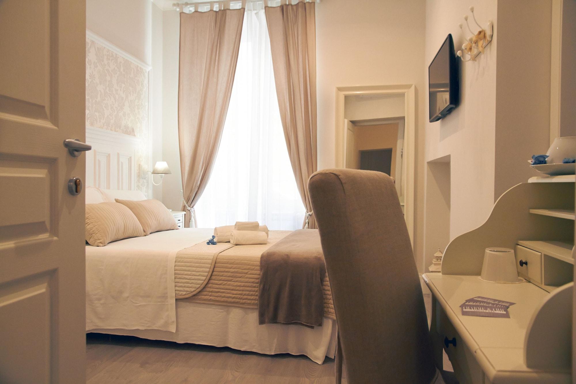 Charme & Chic Bed & Breakfast Rome Exterior photo