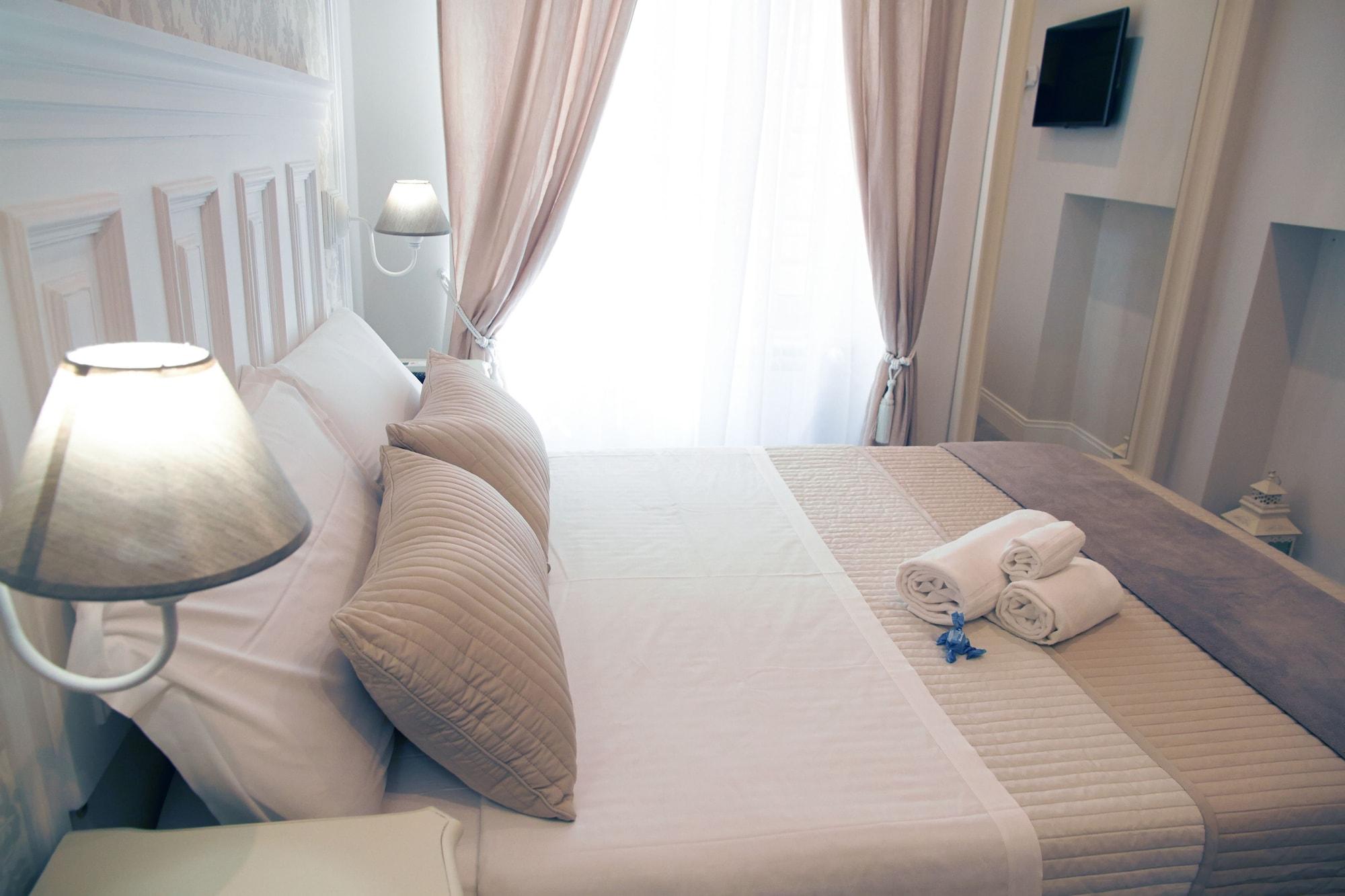 Charme & Chic Bed & Breakfast Rome Exterior photo