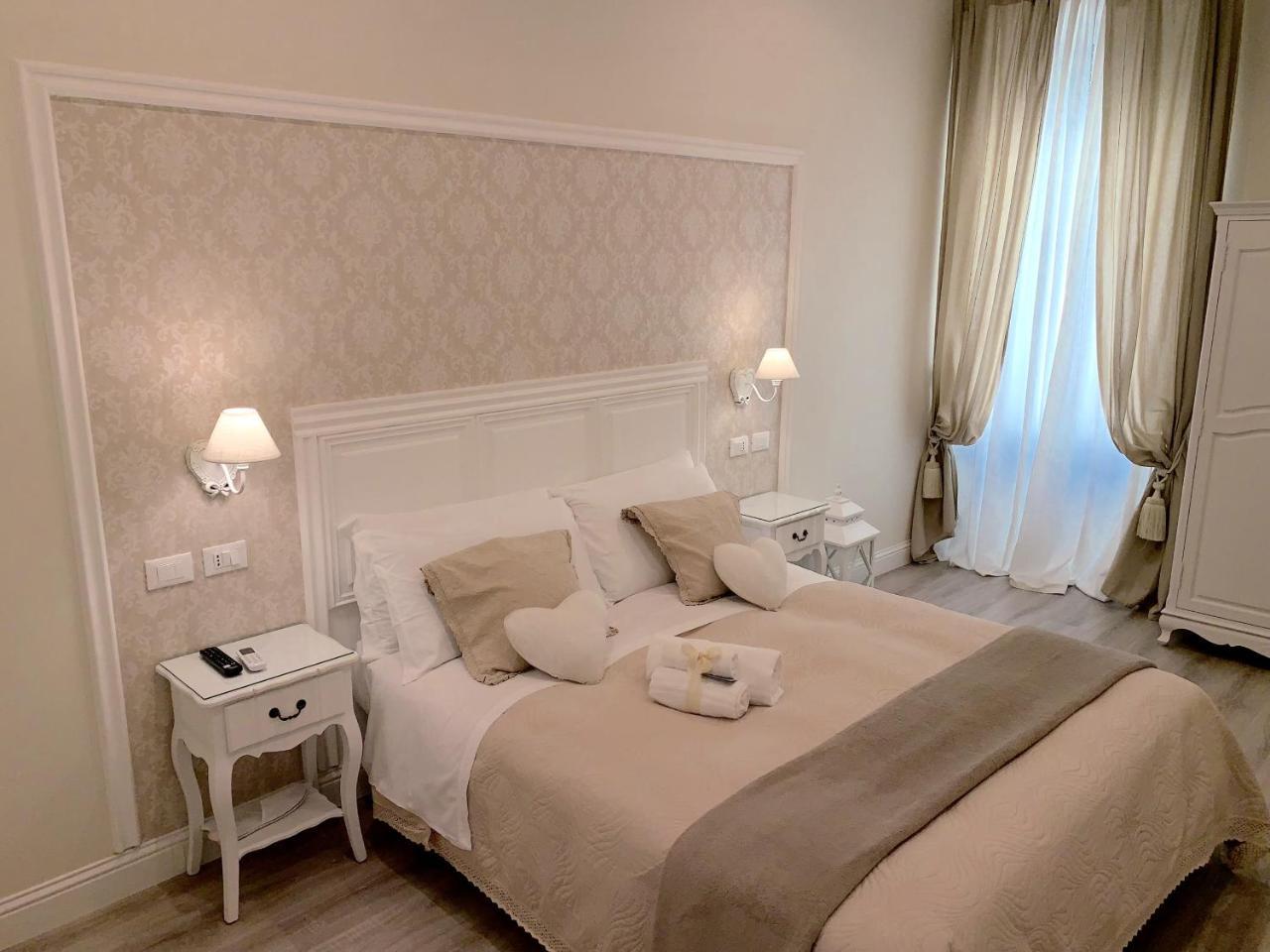 Charme & Chic Bed & Breakfast Rome Exterior photo