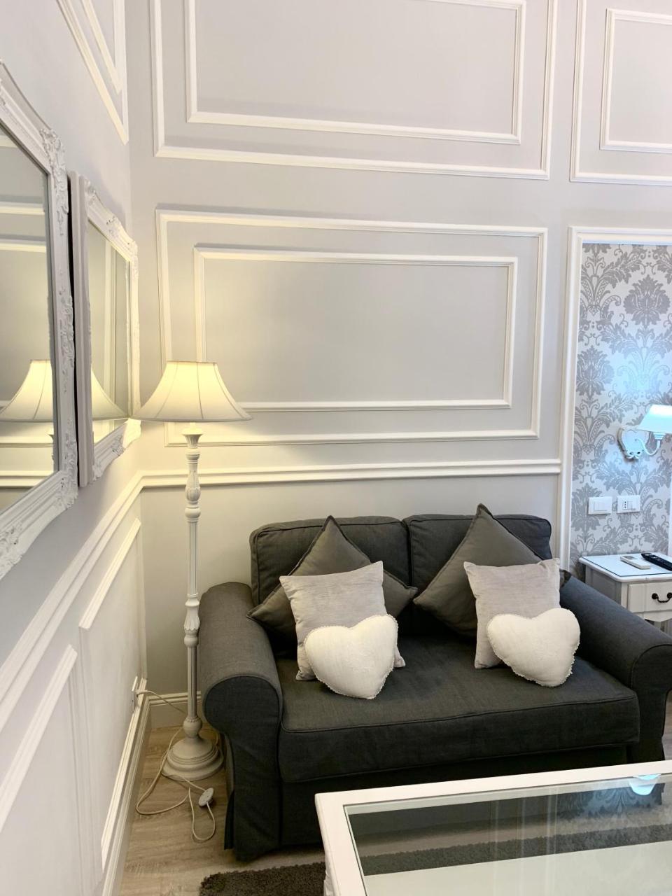 Charme & Chic Bed & Breakfast Rome Exterior photo